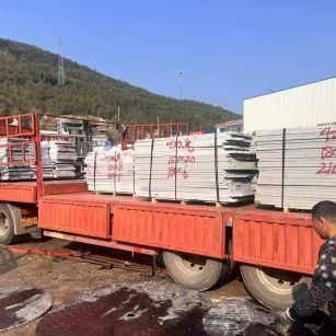 北海 芝麻灰花岗岩光面毛板出货日常