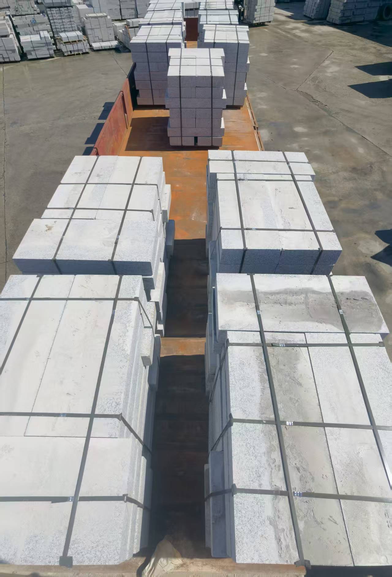 北海 路沿石装车出货